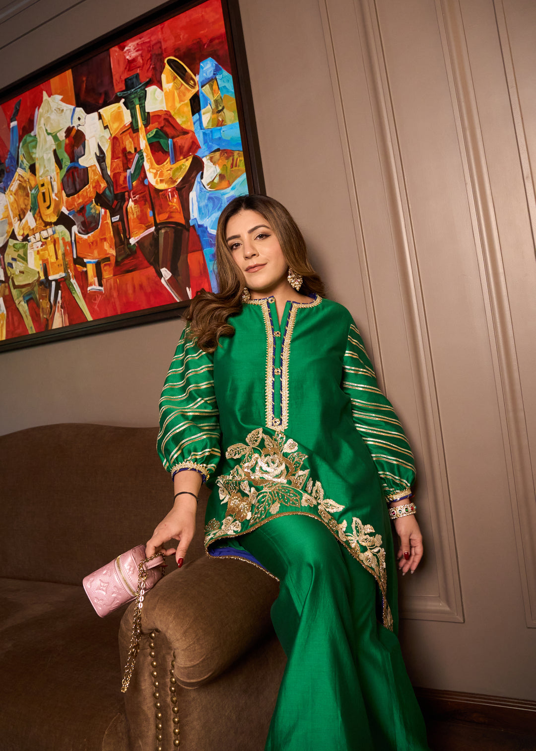 SAHAR SET