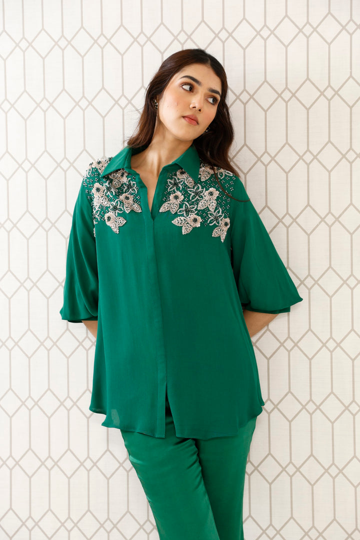 SEQUINS EMBROIDERED SHIRT WITH FLARED PANTS