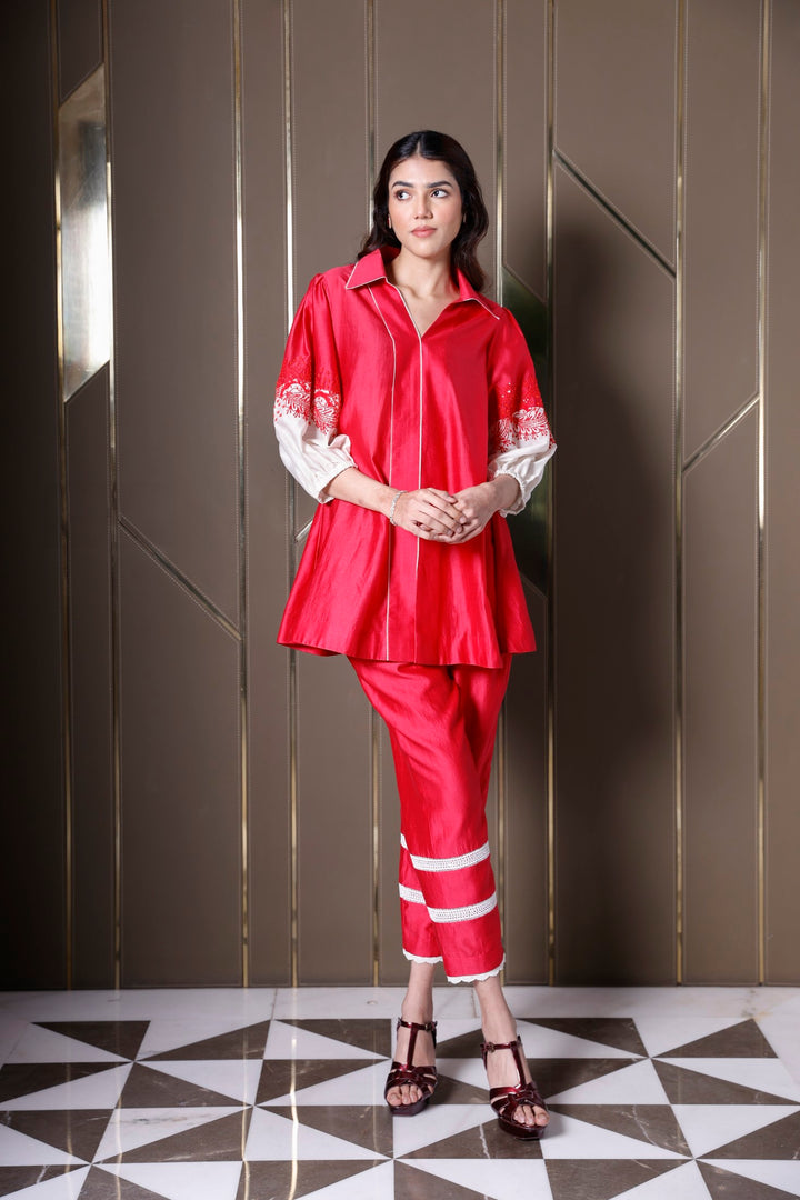 EMBROIDERED KURTA WITH PANTS (RED)