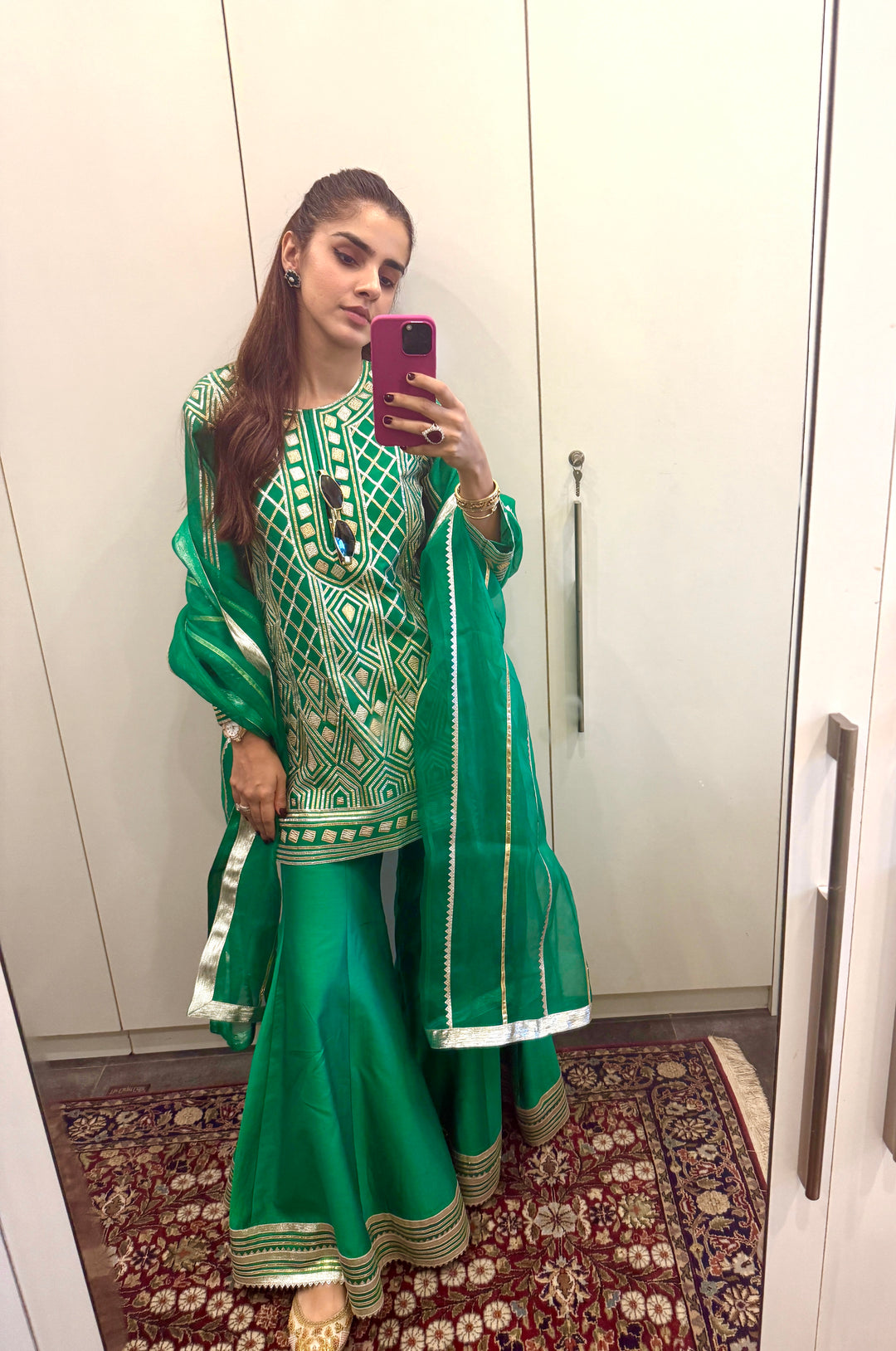 SHARNAMALI IN GREEN GOTA SET