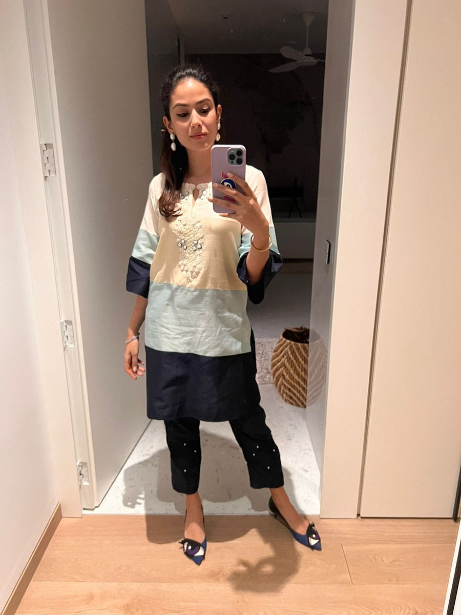 Mira Kapoor in GIAA - A Yellow Stone